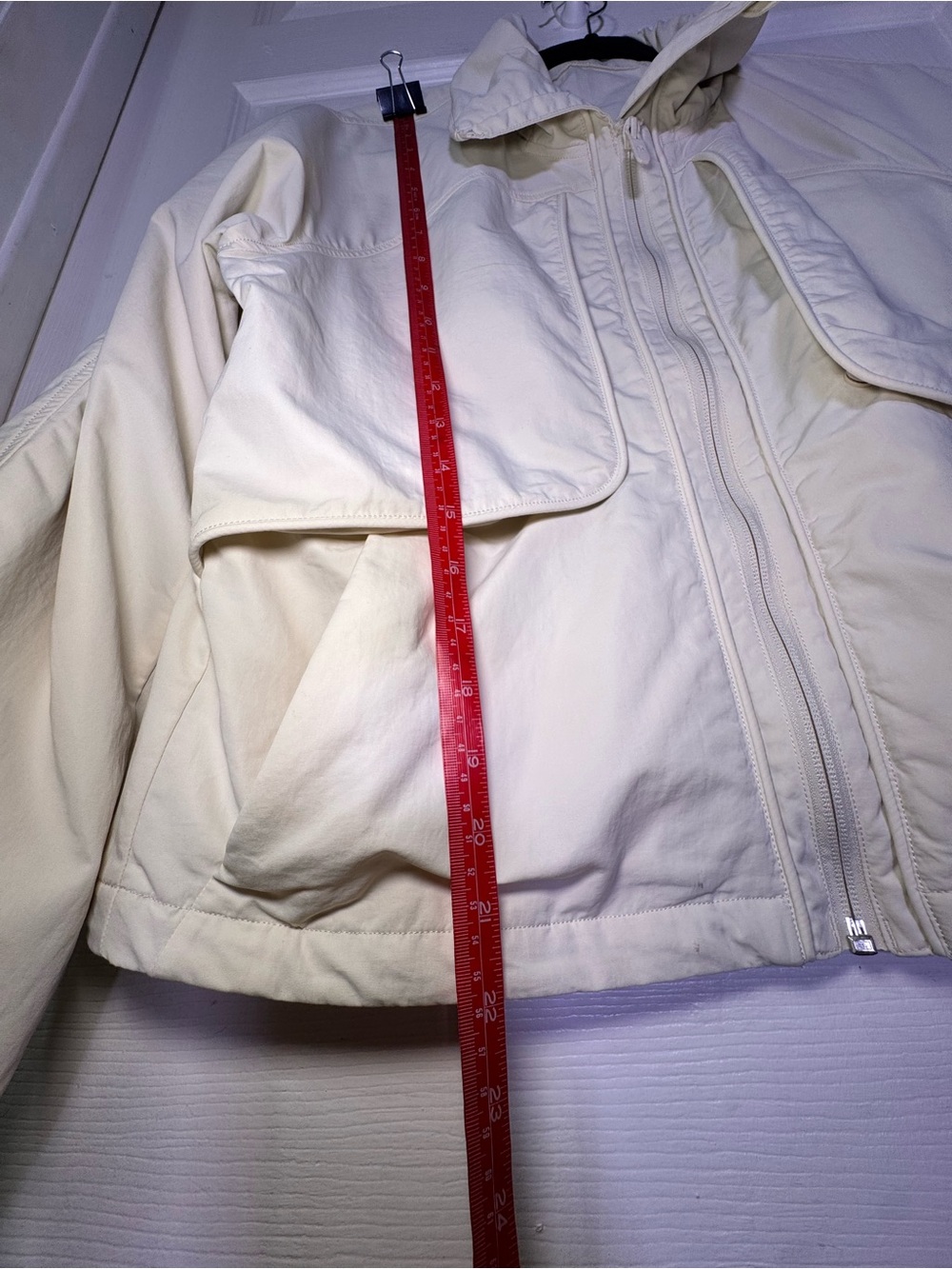 Lululemon Cream Utility Cargo Full Zip Jacket Size 6 - Picture 8 of 9